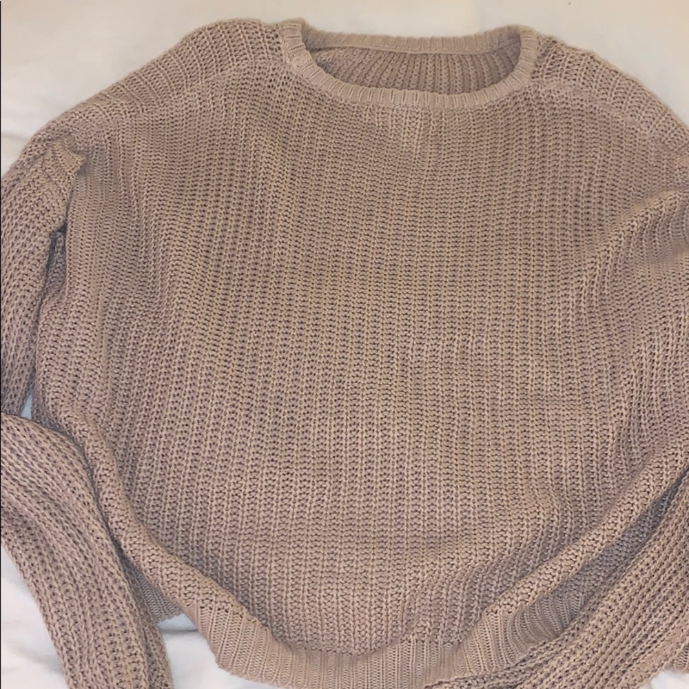 Light pink sweater (brandy Melville)